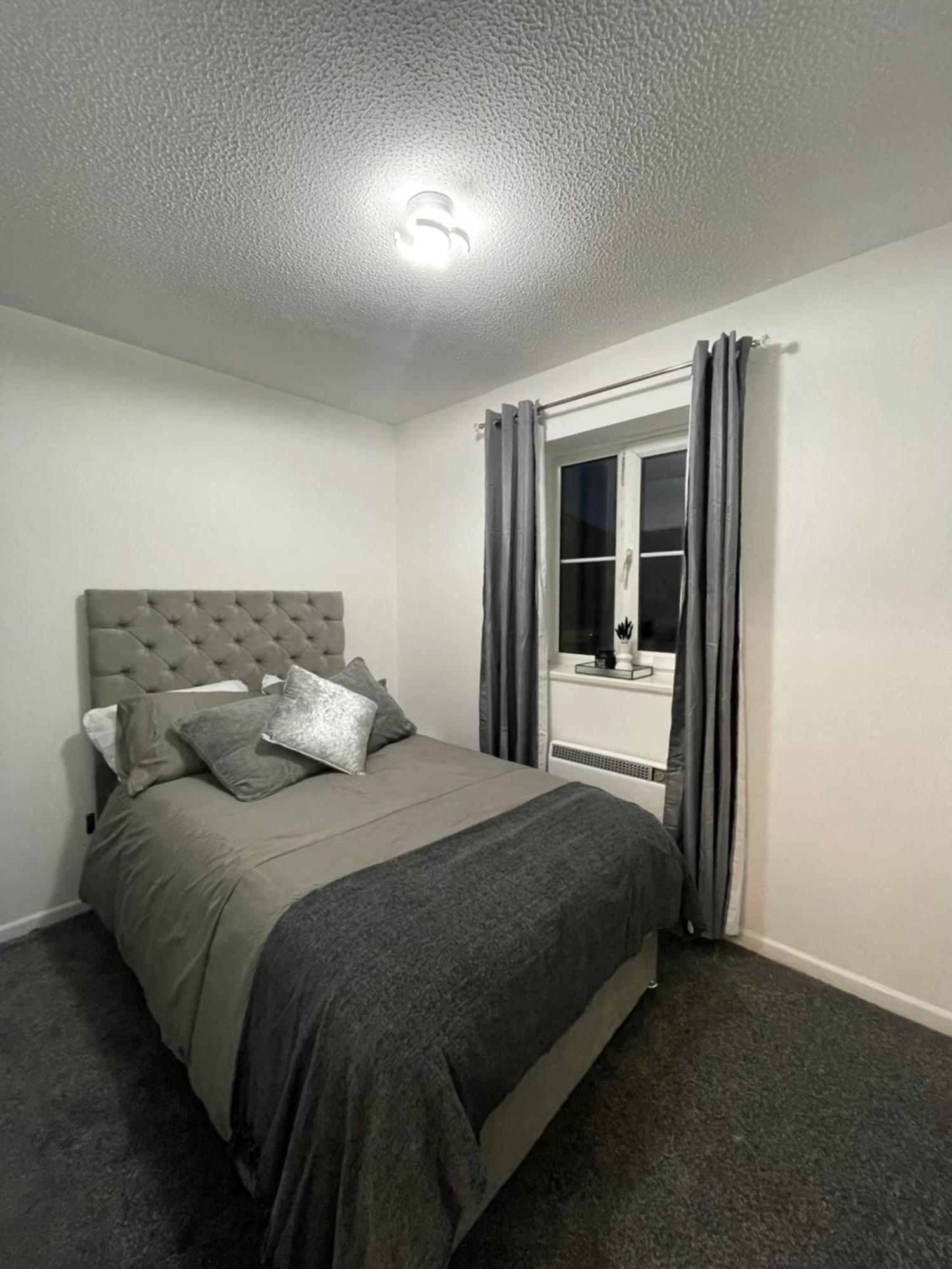 Cardiff Bay Apartment With Parking מראה חיצוני תמונה
