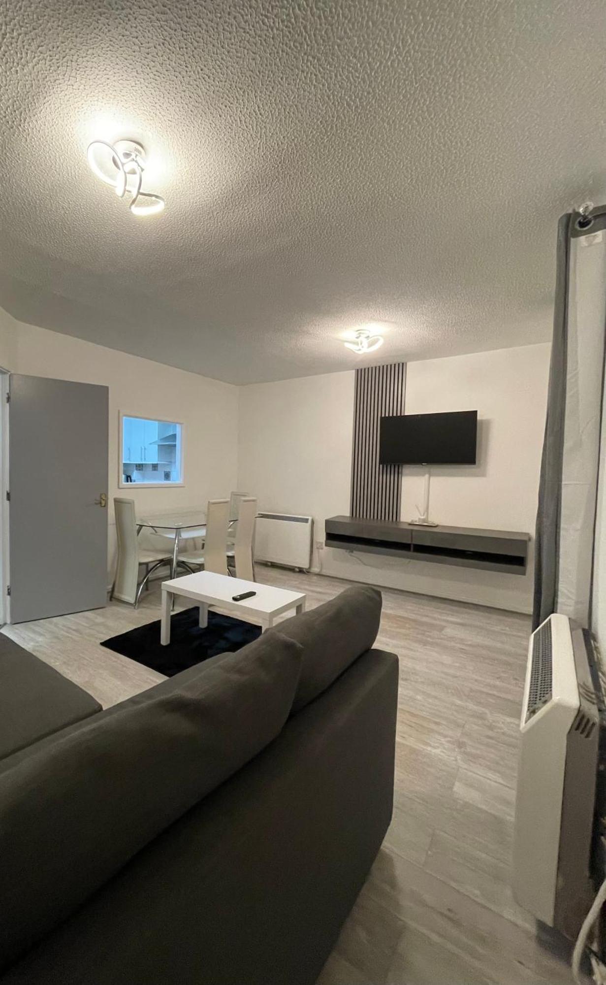 Cardiff Bay Apartment With Parking מראה חיצוני תמונה